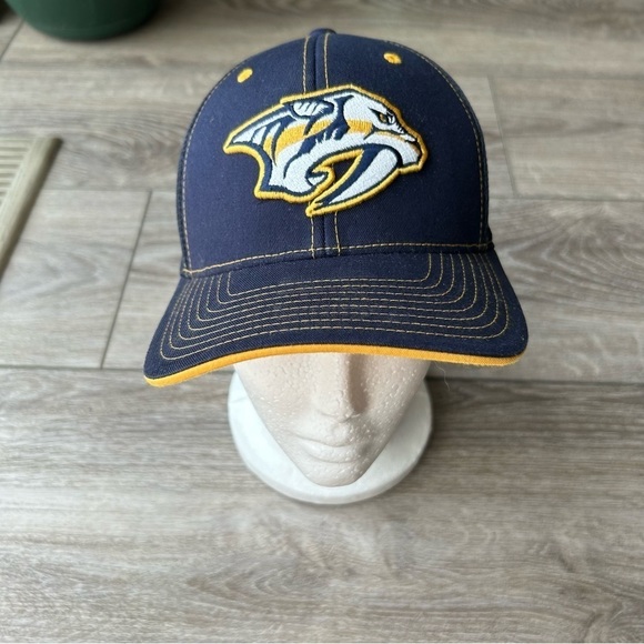 Nashville Predators Fanatics Old Time Hockey Flexfit One Size Cap  Hat - Picture 3 of 13